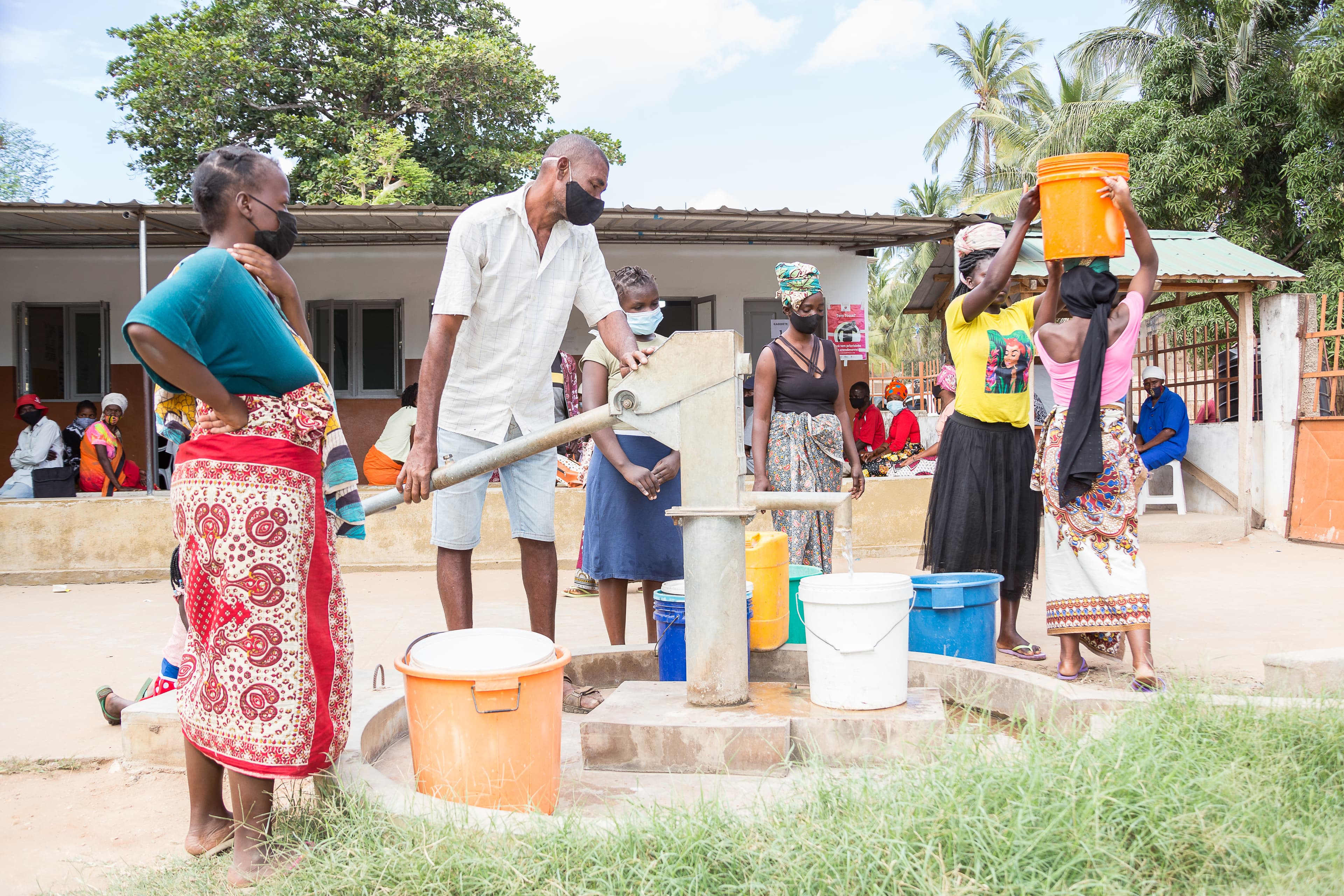 Abertura de 3 furos de água nas comunidades de Cariacó e Alto Gingone (Novembro, 2018).