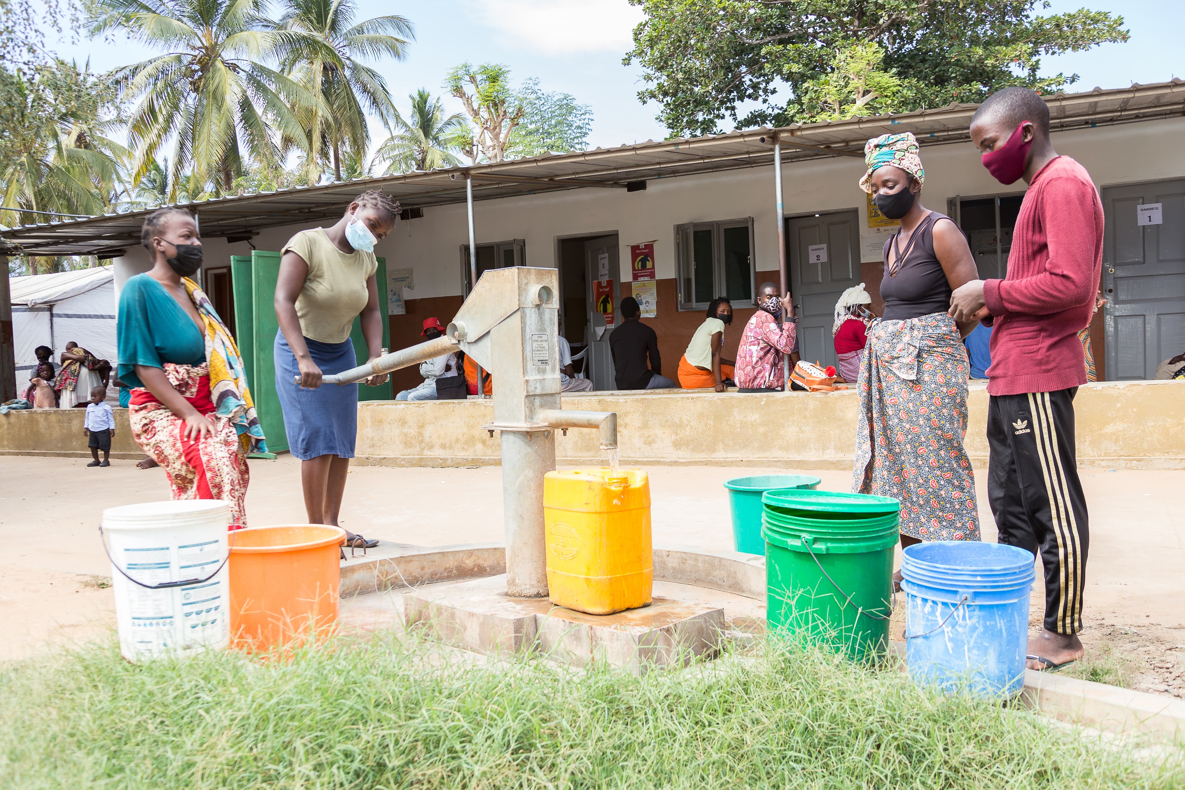 Abertura de 3 furos de água nas comunidades de Cariacó e Alto Gingone (Novembro, 2018).
